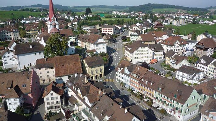 Steuerfüsse und Steuerkraft